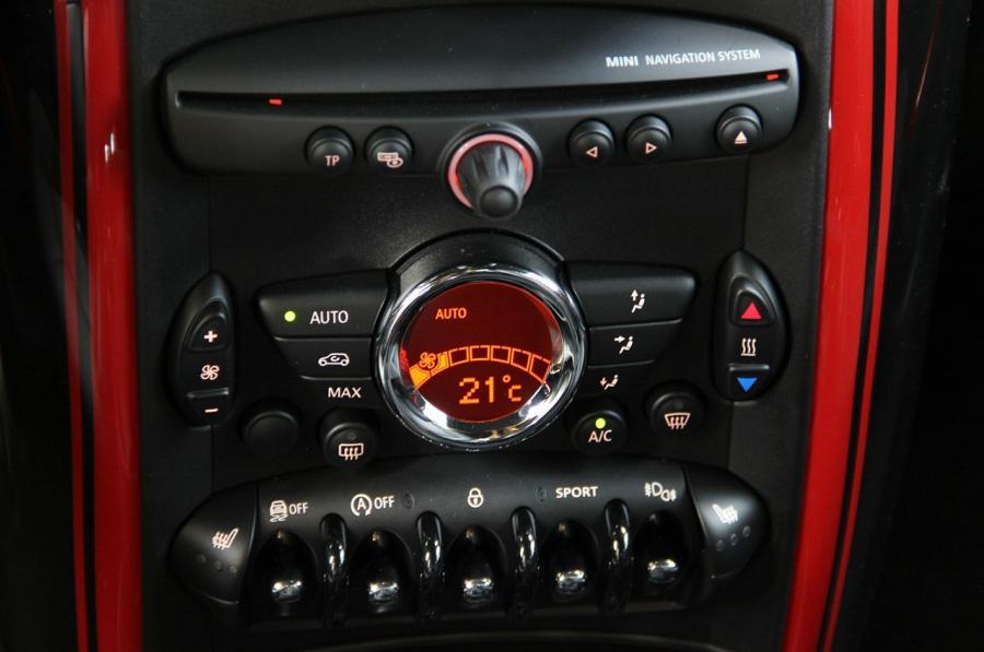  Mini Countryman JCW All4 2013 года  (фото 15 из 53)
